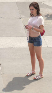 5797474797_98145321cb_b_hotpants-smoking