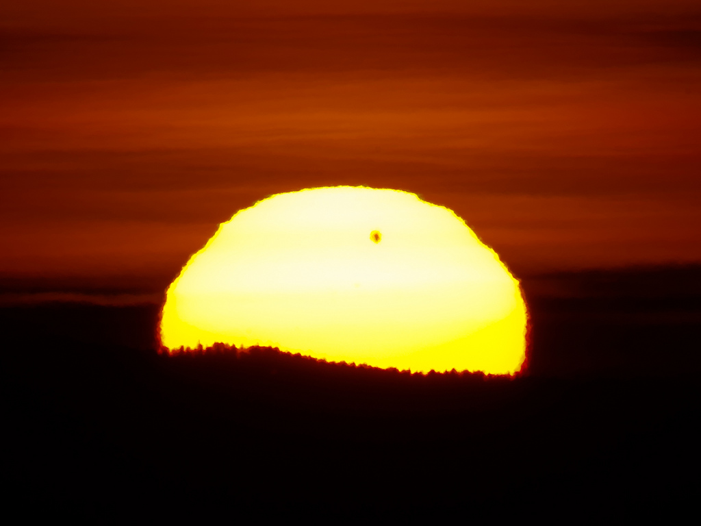 Venus transits the rising Sun by herbraab sun spot photo