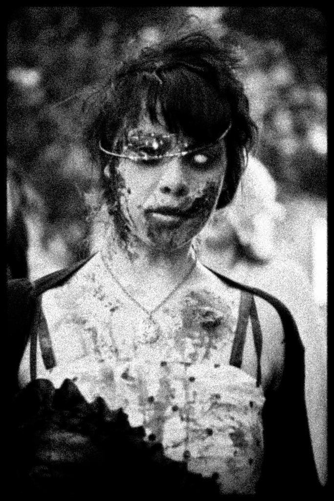 Zombie Walk (058) - 23Oct11, Paris (France)